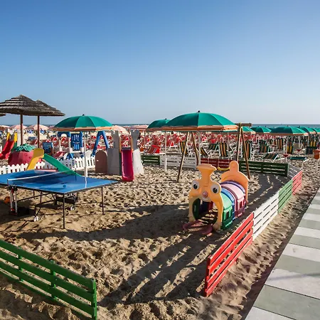 Delfino מלון סניגליה