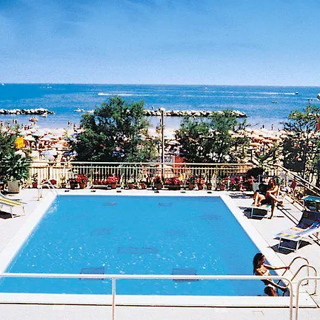 Delfino 酒店 西尼加利亚