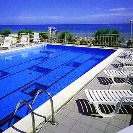 酒店 Delfino 西尼加利亚